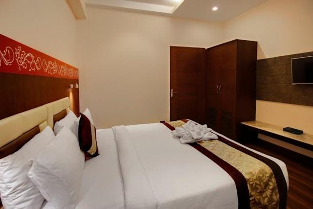 Hotel Rudra Vilas Агра Экстерьер фото